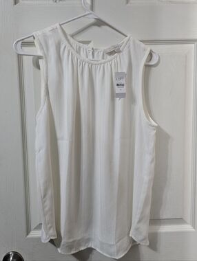 LOFT White Sleeveless Shirt Medium